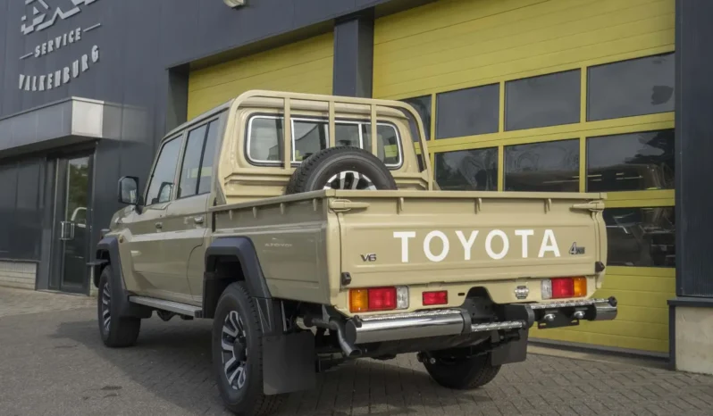 
								2024 Toyota Land Cruiser Landcruiser GRJ 79 DC 4.0 V6 EURO-6 A/T full									