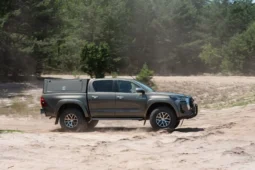 
										2025 Toyota Hilux Arctic Trucks AT35 full									