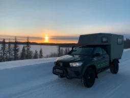 
										2025 Toyota Hilux Arctic Trucks AT35 full									