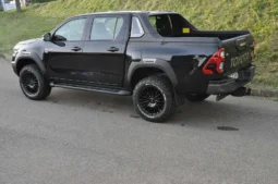 
										2025 Toyota Hilux Double Cab 4.0 V6 Autom. NESTLE OFFROAD full									