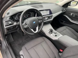
										2020 Bmw 318 i AUTOMATIC/NAVI/SHZ/LED/UNFALLFREI/1HAND full									