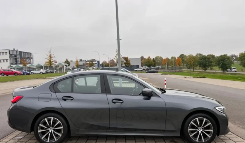 
								2020 Bmw 318 i AUTOMATIC/NAVI/SHZ/LED/UNFALLFREI/1HAND full									