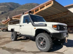 2000 Toyota Land Cruiser HZJ 79