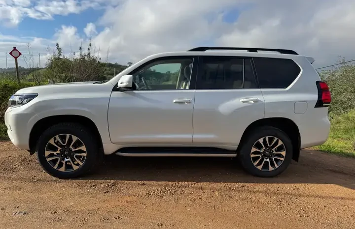 
								2022 Land Cruiser D-4D VXL 70 Anniversary full									