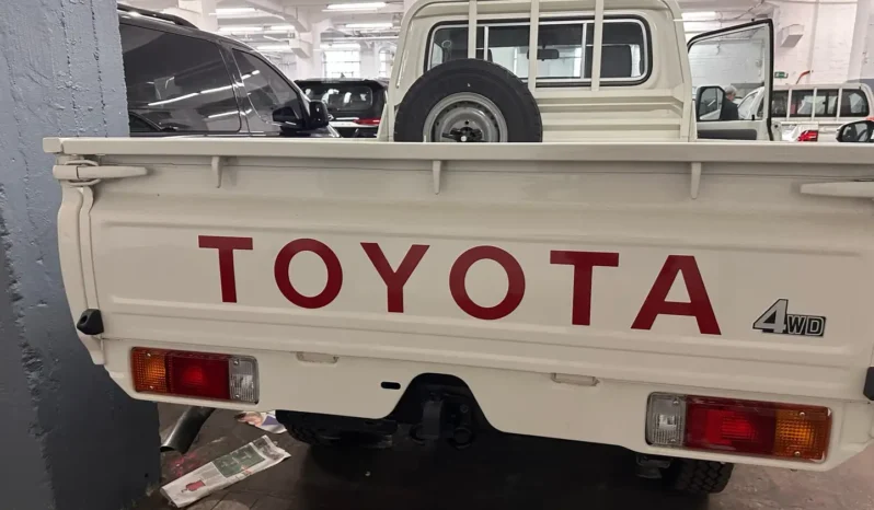 
								2024 Toyota Land Cruiser lANDCRUISER 79 SIMPLE CABINE 4.2 full									