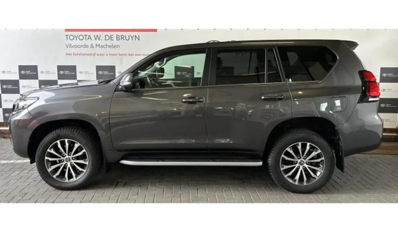 
								2019 Toyota Land Cruiser Premium full									