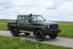 
										2025 Toyota Land Cruiser GRJ 79 4.0 V6 5-Gang DC NESTLE OFFROAD full									