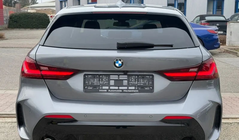 
								2023 Bmw 120 Baureihe 1 Lim. i M Sport full									