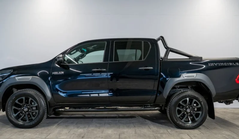 
								2023 Toyota Hilux 2.8 D4 D INVINCIBLE JBL°AHK°Rollo°Navi full									