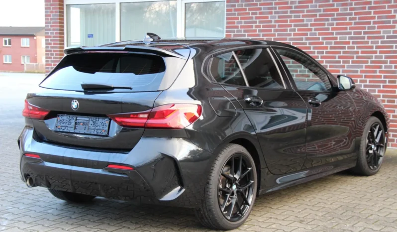 
								2021 Bmw 116 d*M SPORTPAKET*PANORAMA*INDIVID. SHADOW LINE full									