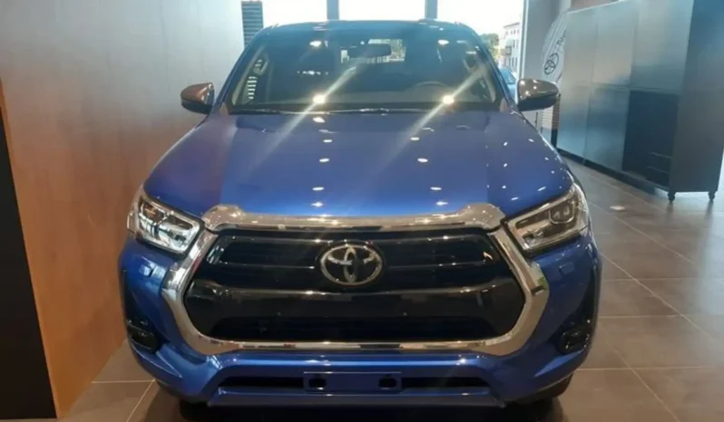 
								2024 Toyota Hilux 2.4 D-4D A/T 4WD 4 porte Double Cab Executive full									