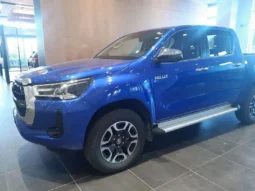 
										2024 Toyota Hilux 2.4 D-4D A/T 4WD 4 porte Double Cab Executive full									