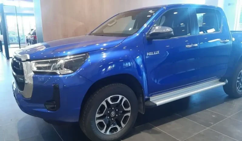 
								2024 Toyota Hilux 2.4 D-4D A/T 4WD 4 porte Double Cab Executive full									