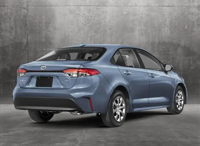 
								2025 Toyota Corolla LE full									