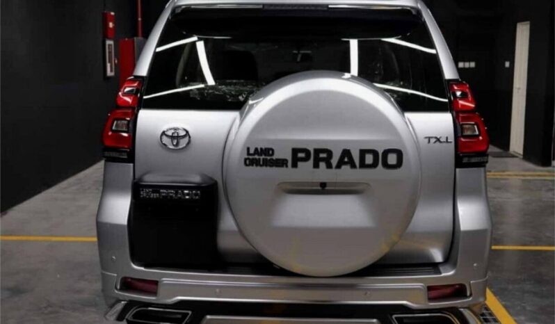 
								Toyota Land Cruiser Prado TXL full									