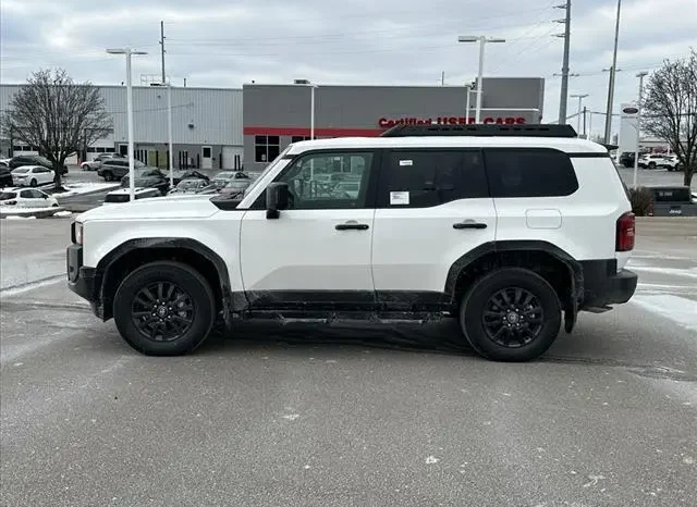 
								Toyota Land Cruiser Prado Altitude SX full									