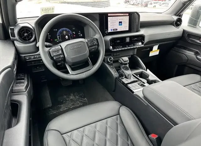 
								Toyota Land Cruiser Prado Altitude SX full									
